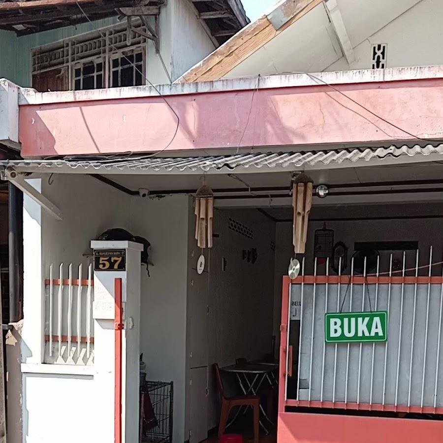 Ayam Tulang Lunak YamYamz, Kahuripan Barat