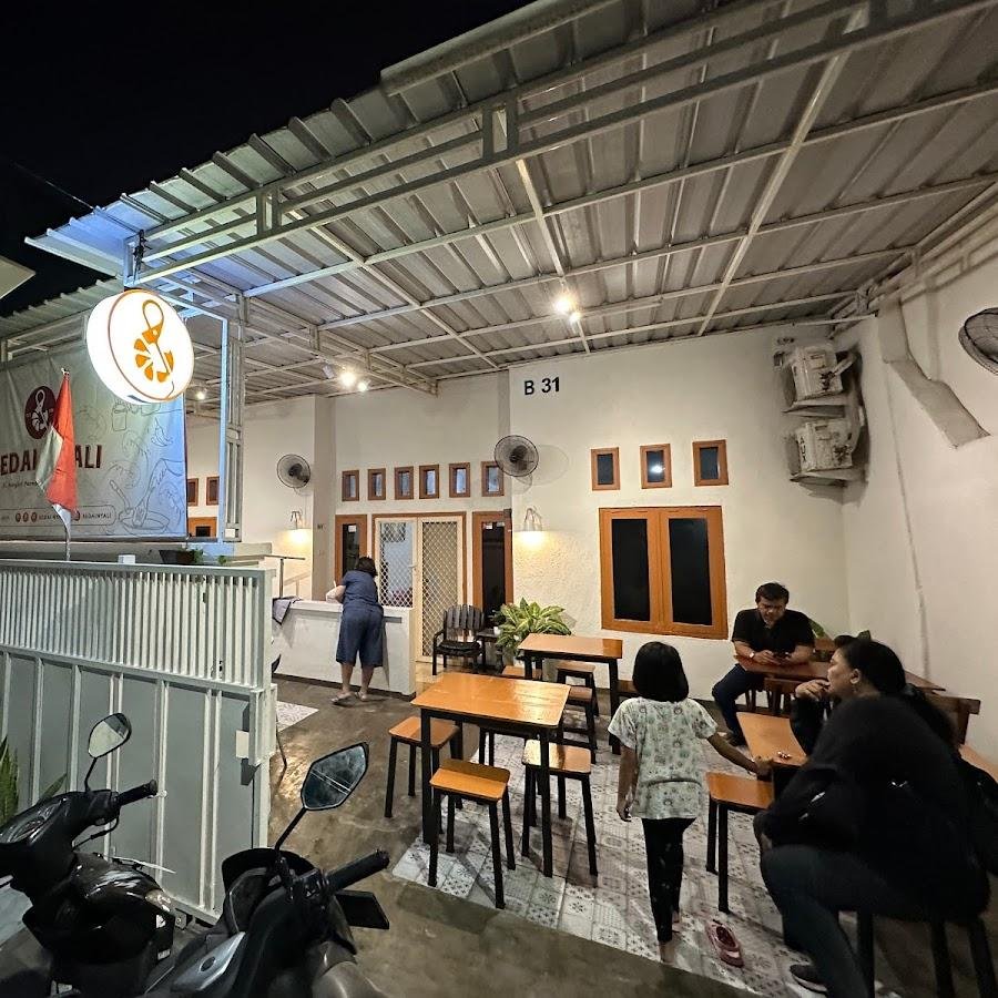 Kedai Nyali, Rungkut