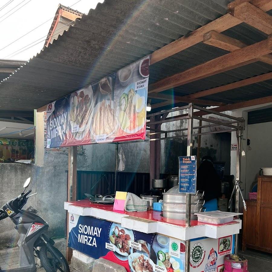 Siomay Mirza, Nitikan