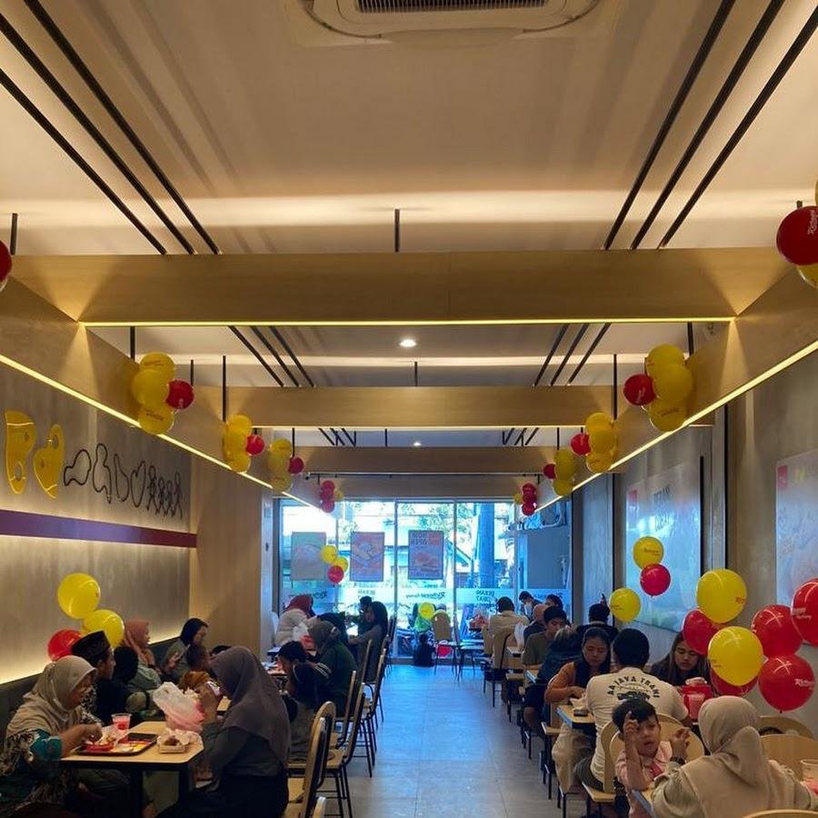 Richeese Factory, Probolinggo