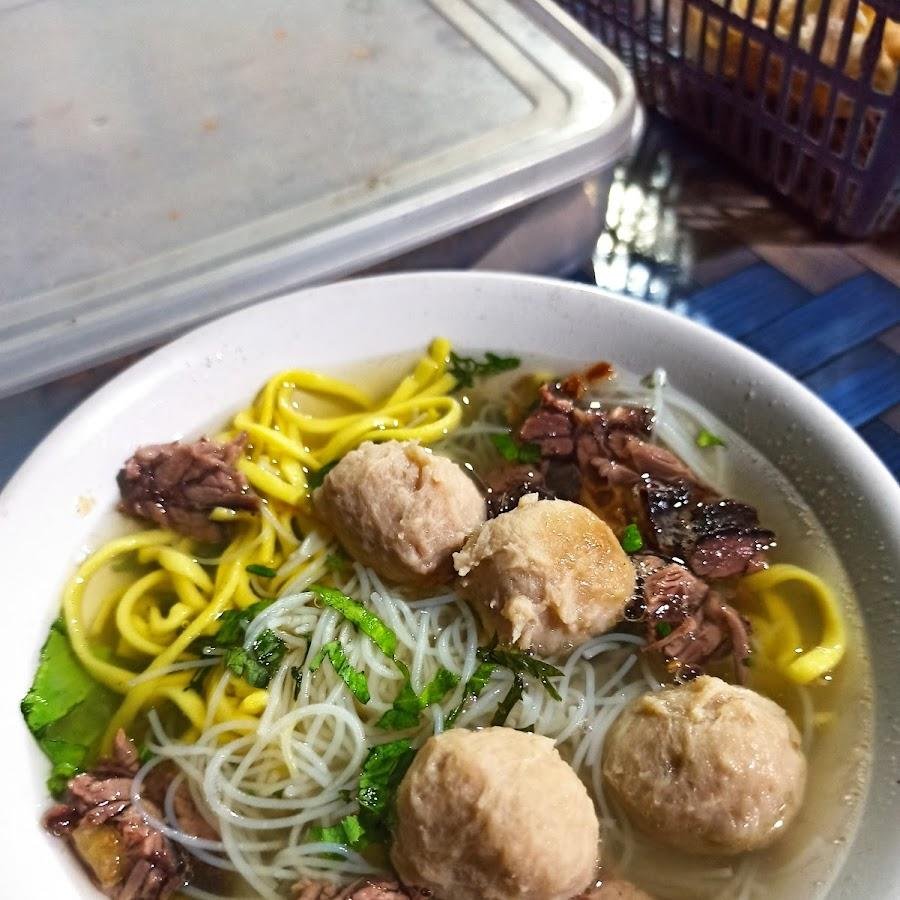 Bakso Pak Tuwil, Banjarsari