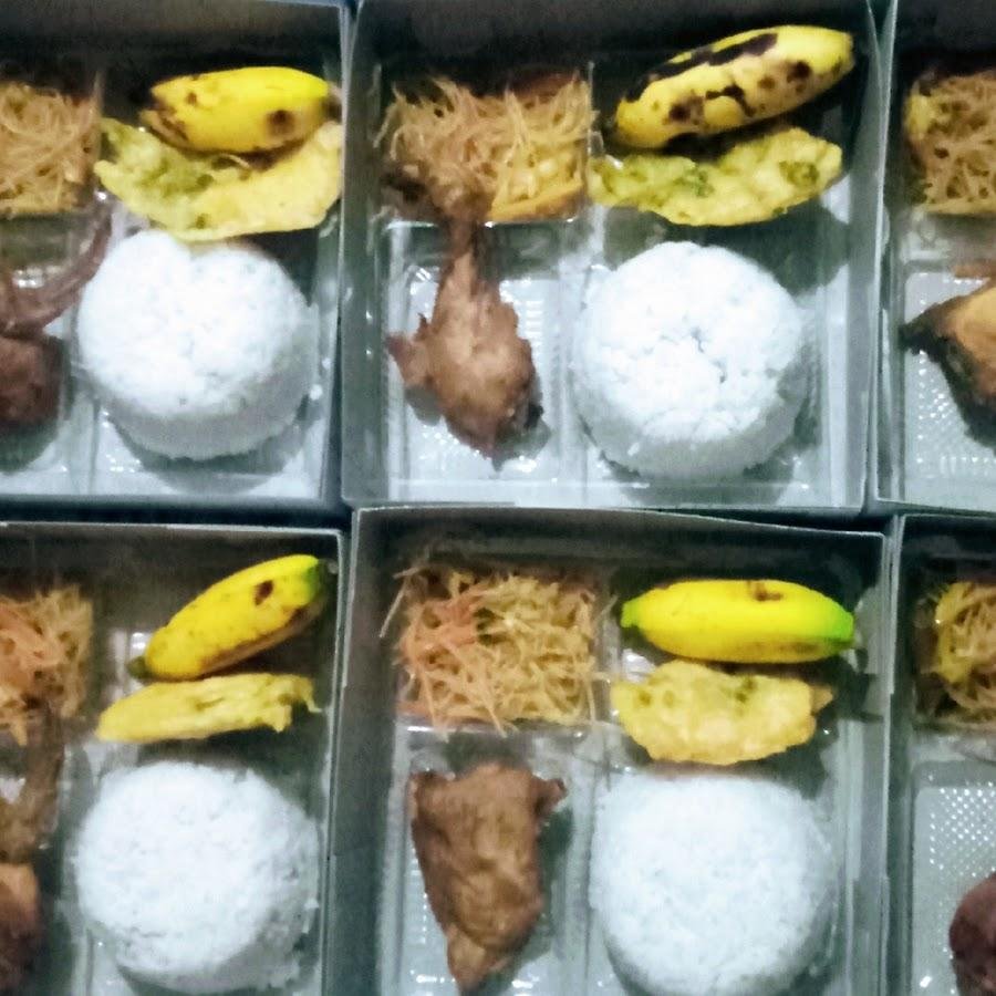Lotek & Ayam Goreng Lucky Chick, Saturnus Ujung