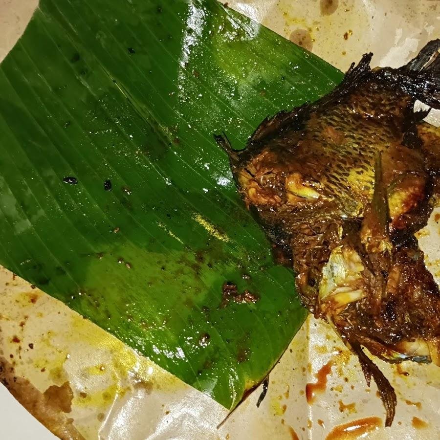 PONDOK AYAM BAKAR RONGGOLAWE JAYA, Pos Lama