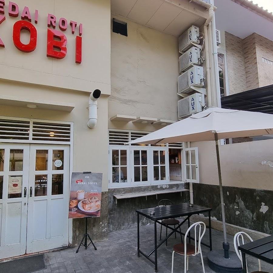 Kedai Roti Kobi, Kelapa Gading