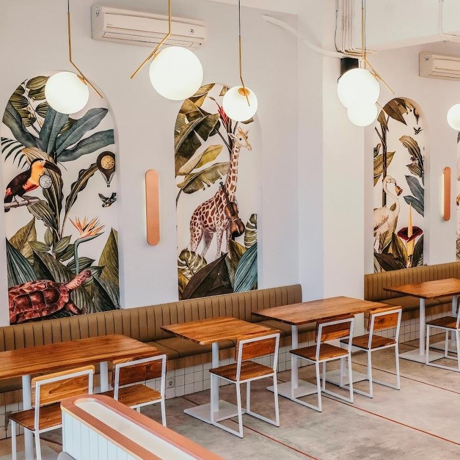 Demandailing Cafe, Dr Ir H Soekarno