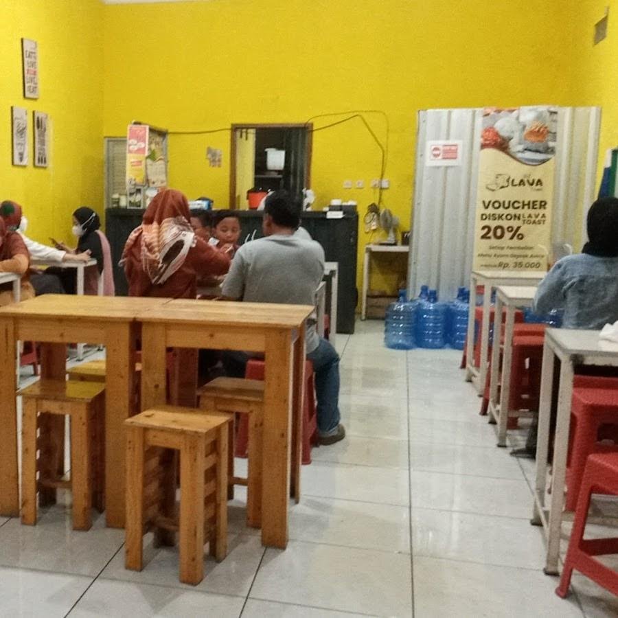 Ayam Geprek Avice, Adipala