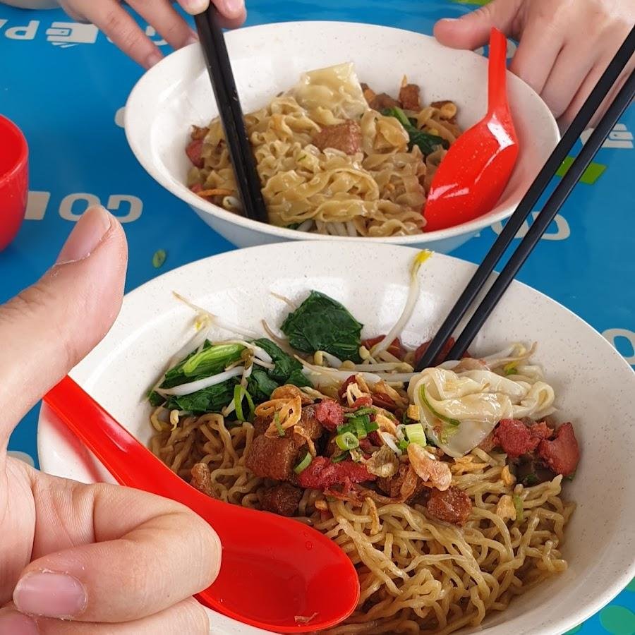Bakmi Siantar Tata, Apartemen Greenbay Pluit