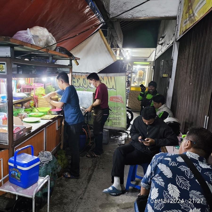 Nasi Goreng Mas Euno, Taman Kopo Indah 1