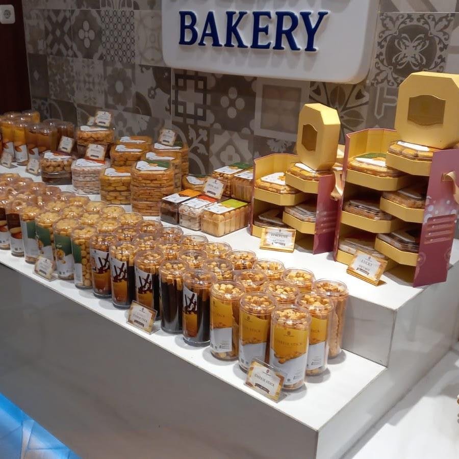 Holland Bakery, Ujung Berung 2