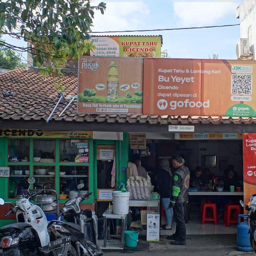 Kupat Tahu & Lontong Kari Bu Yeyet, Cicendo