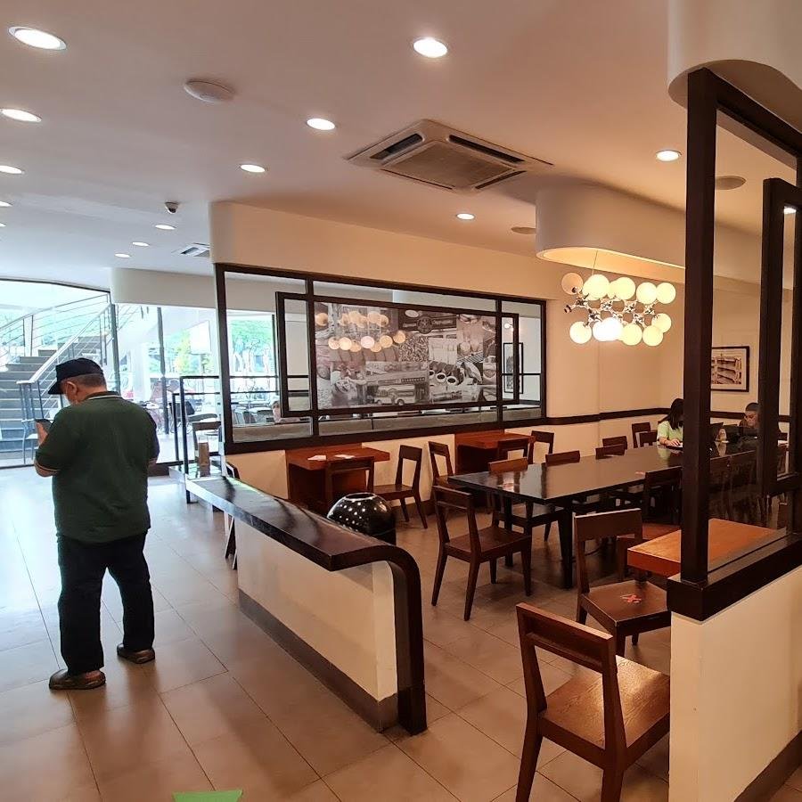 Starbucks, Bintaro Sektor 9