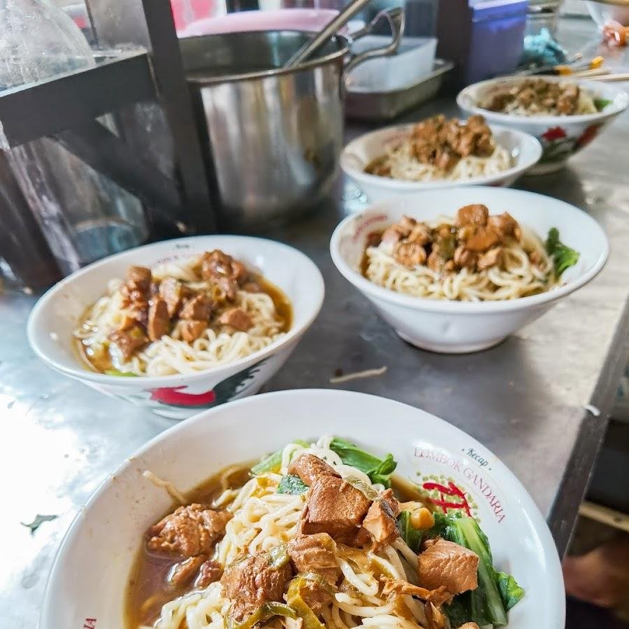 Mie Agung, Candirenggo