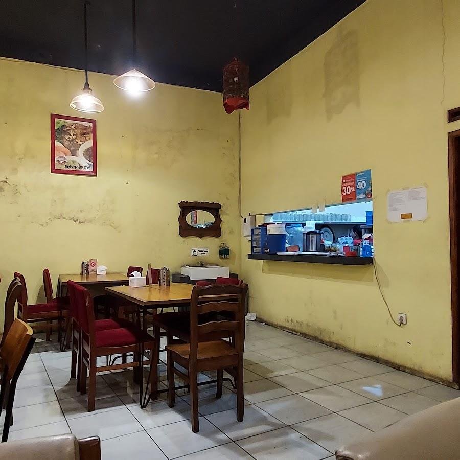 Bebek Asap Balcon, Lodaya