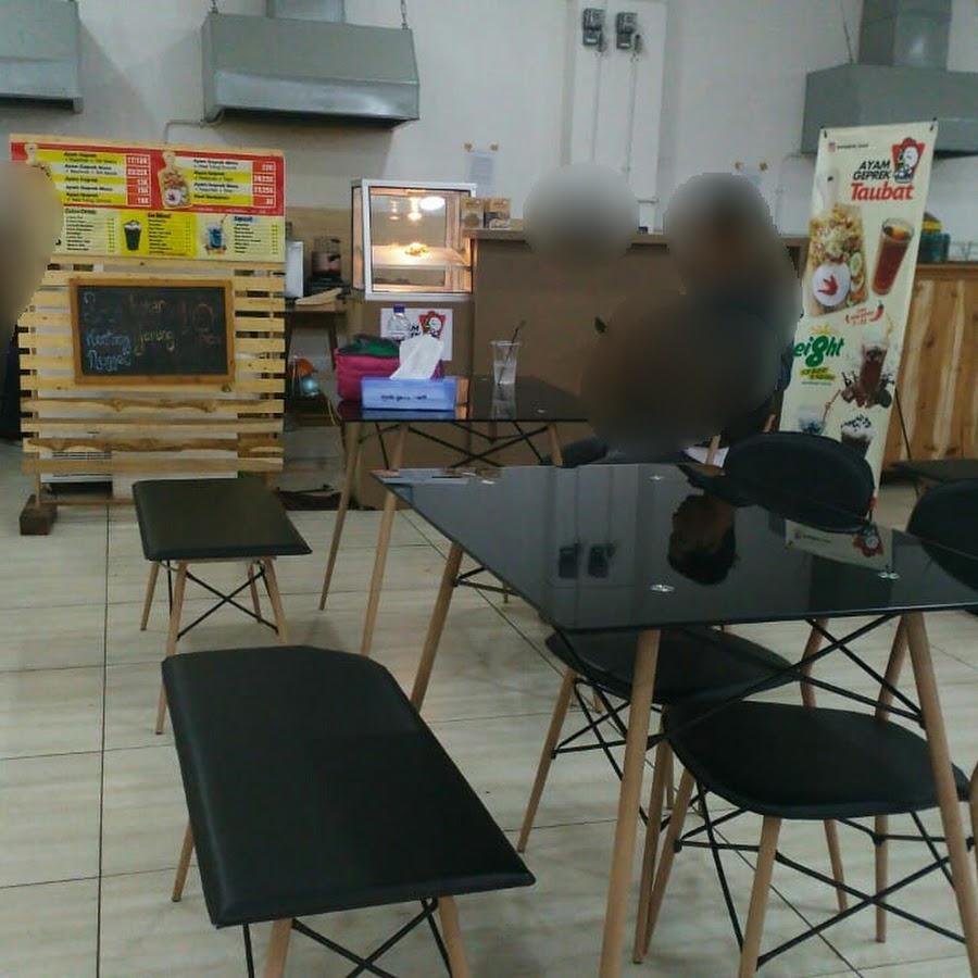 Ayam Geprek Taubat, Talun