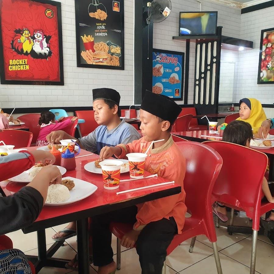 Rocket Chicken, Margadana