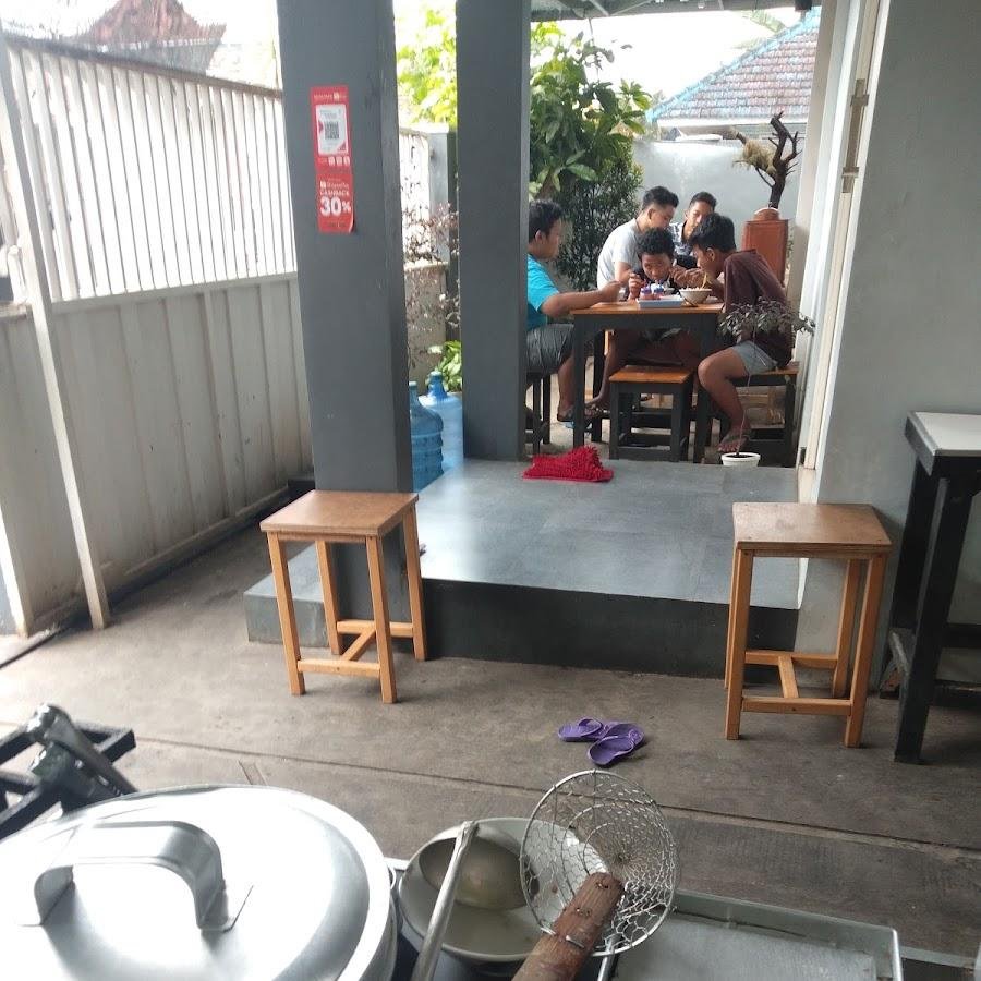 mie ayam bakso cakwie, Kecubung