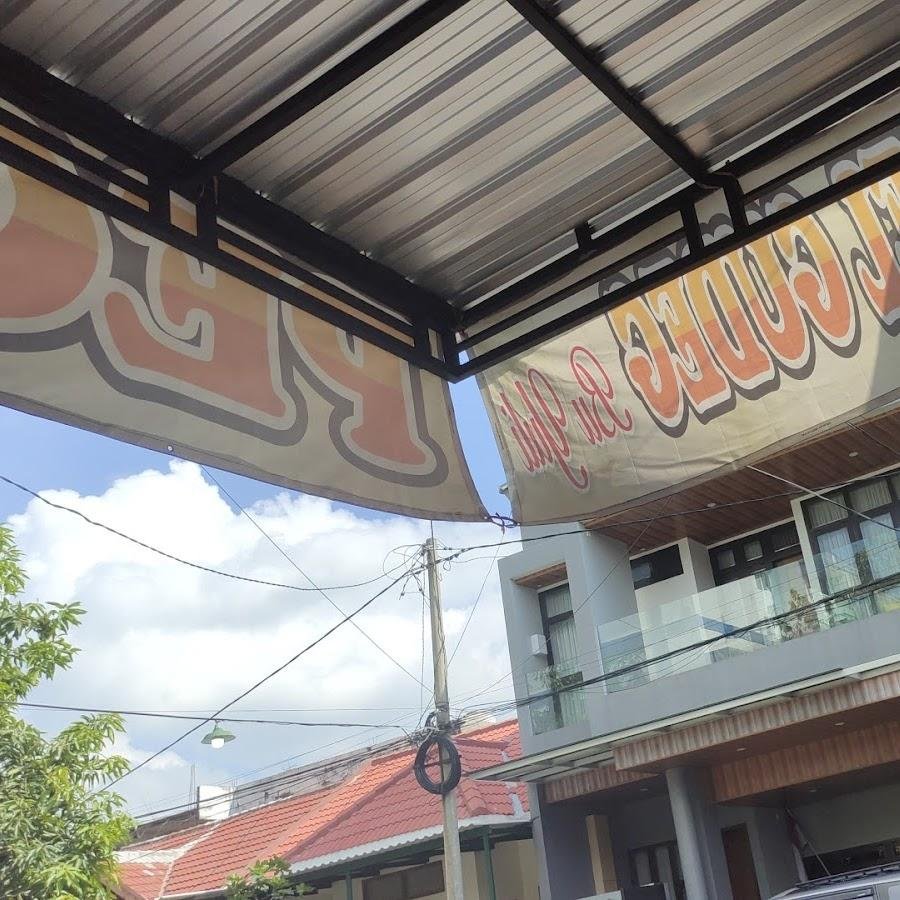 Pecel Gudeg 'Bu Yuli', Manyar