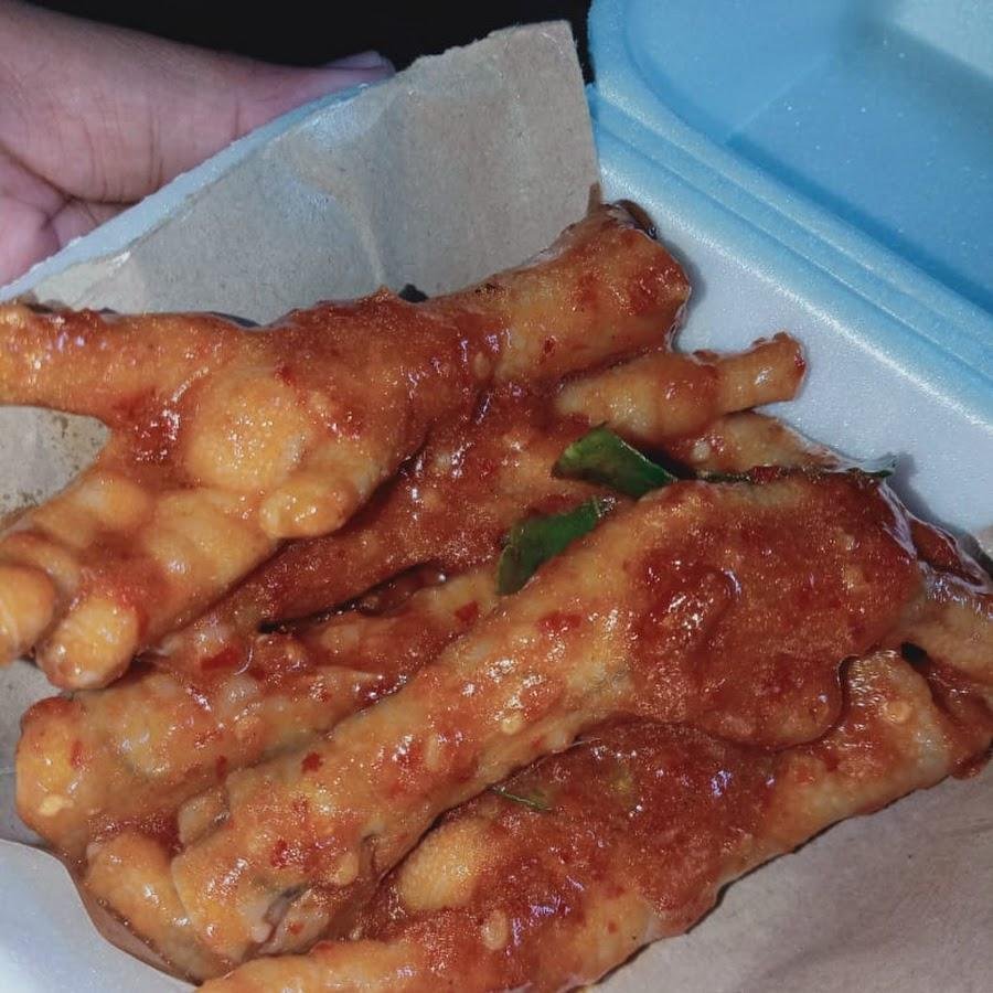 Warung Soteng Naufal, Tawang