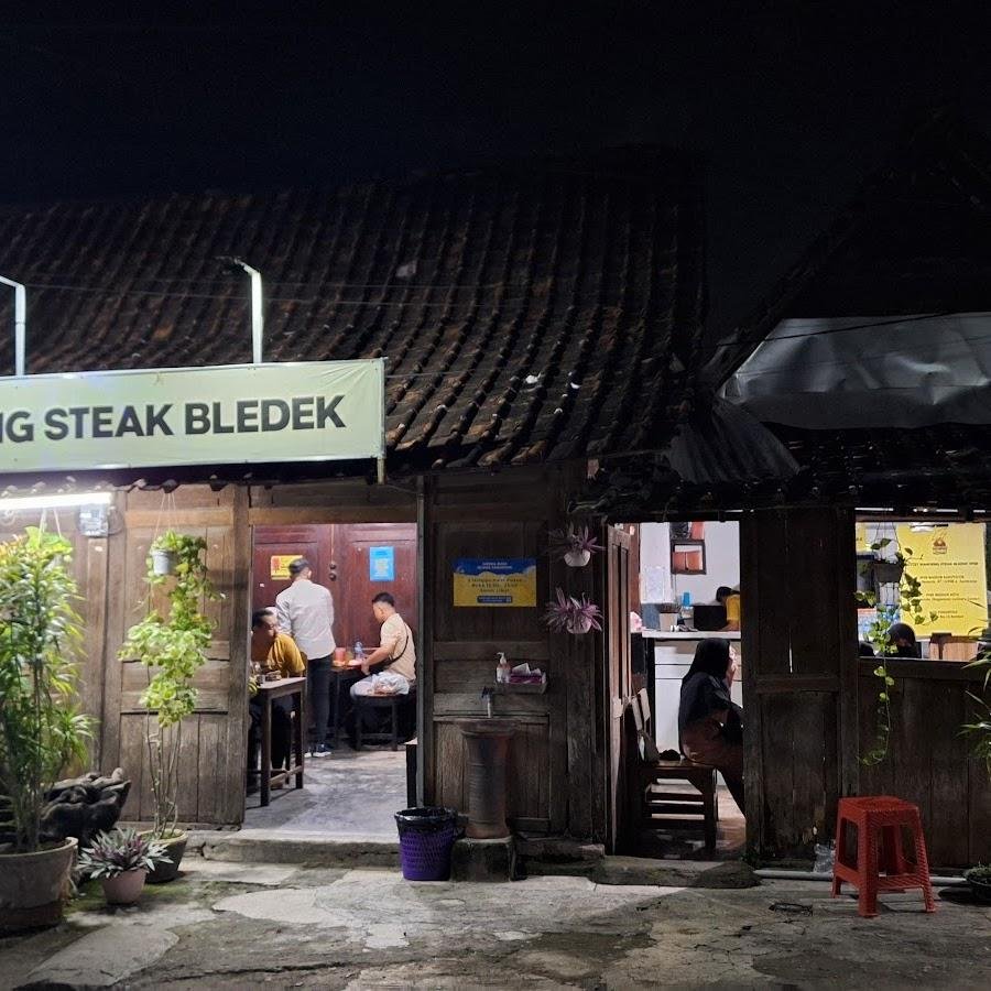 Waroeng Steak Bledek (WSB), Jiwan
