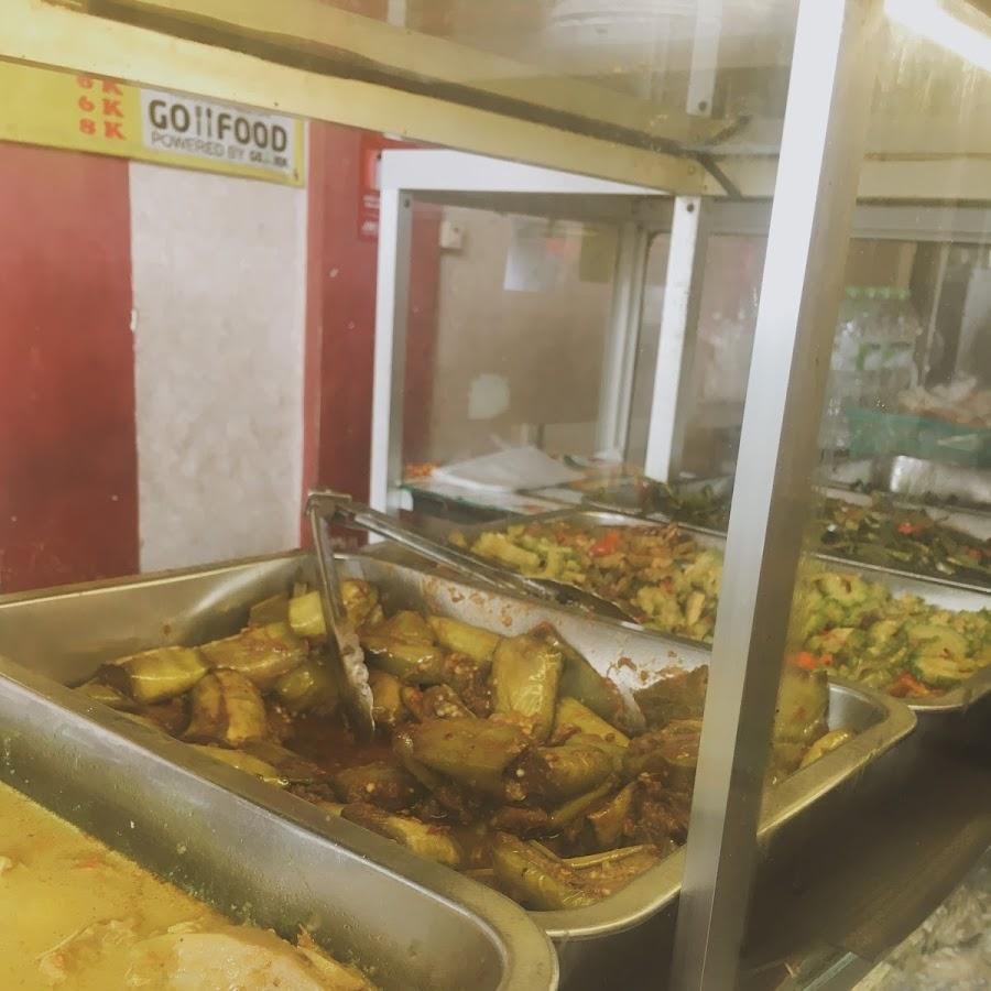 Lalapan Cak Midi, Cengger Ayam