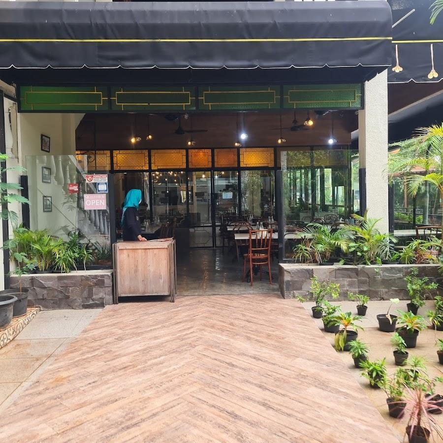 QQ Kopitiam, Mall Kelapa Gading