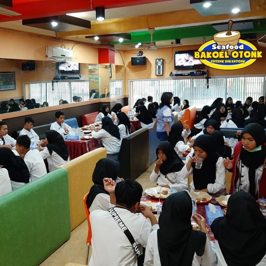 Seafood Bakoel Otonk, Mangga Besar