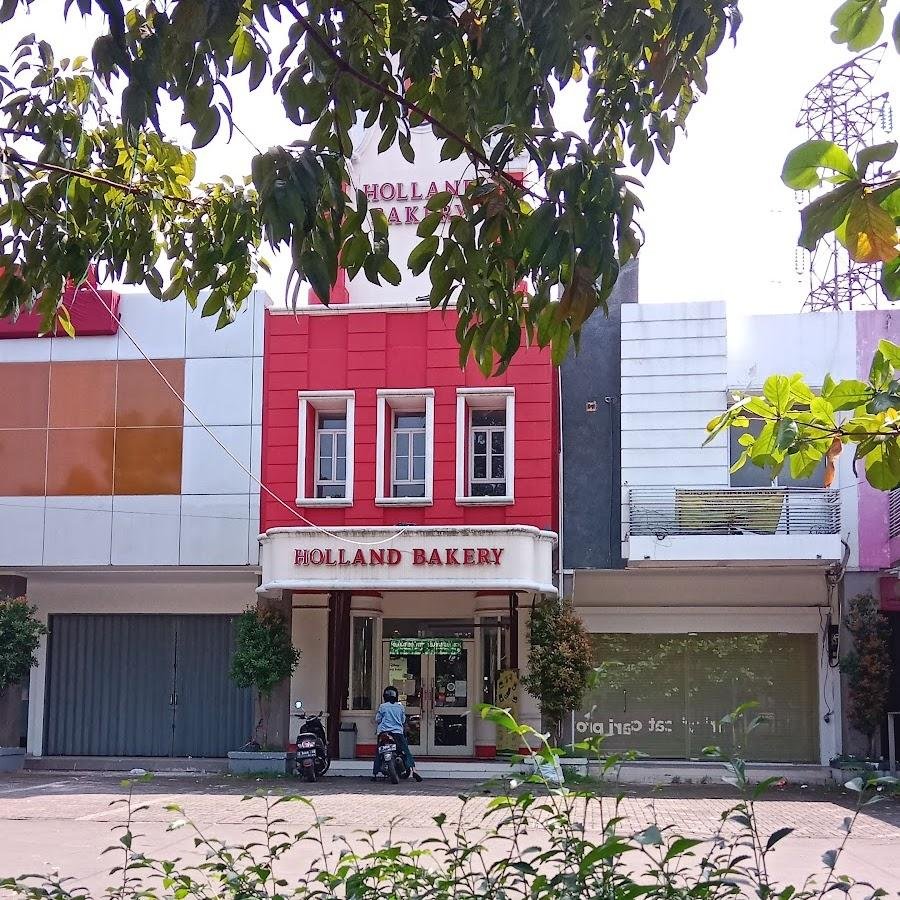 Holland Bakery, Ciwastra