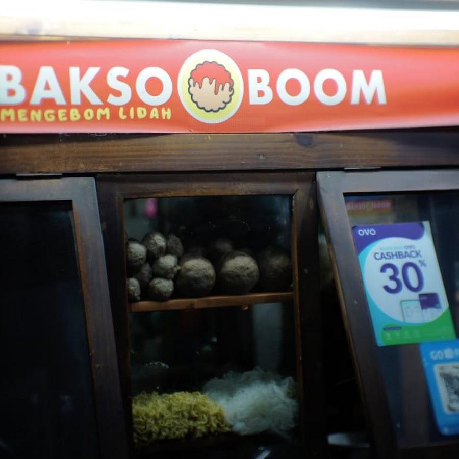 Bakso Boom Mengebom Lidah, Gunung Sahari