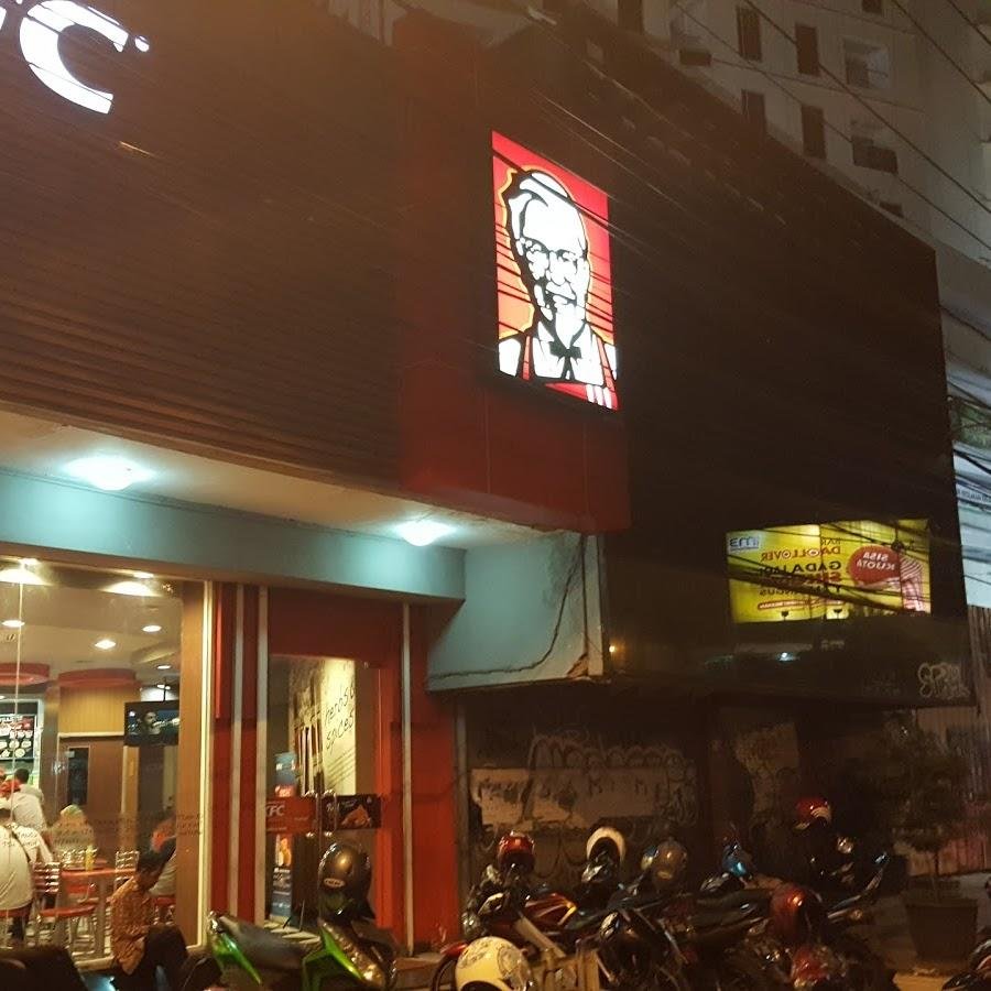 KFC, Pemuda Semarang