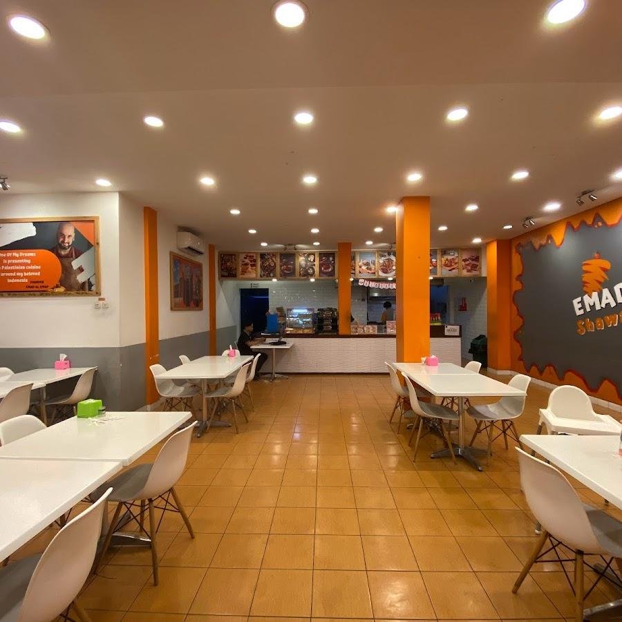 Emados Shawarma, Graha Raya