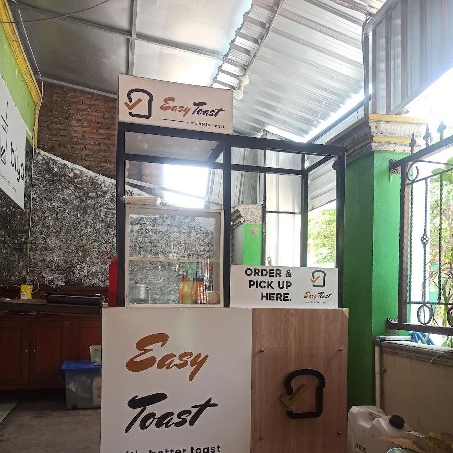 Easy Toast - Easy Coffee & Boba Biya, Gemolong