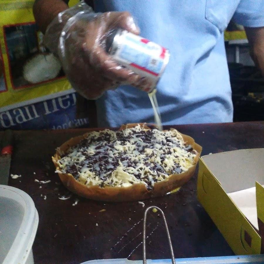 Martabak Cahaya Rasa, Sirojudin