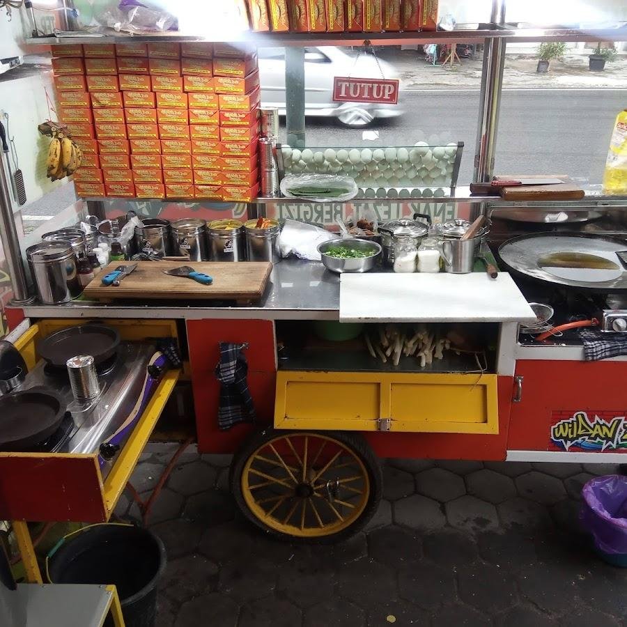 Martabak DNW, Kusumanegara