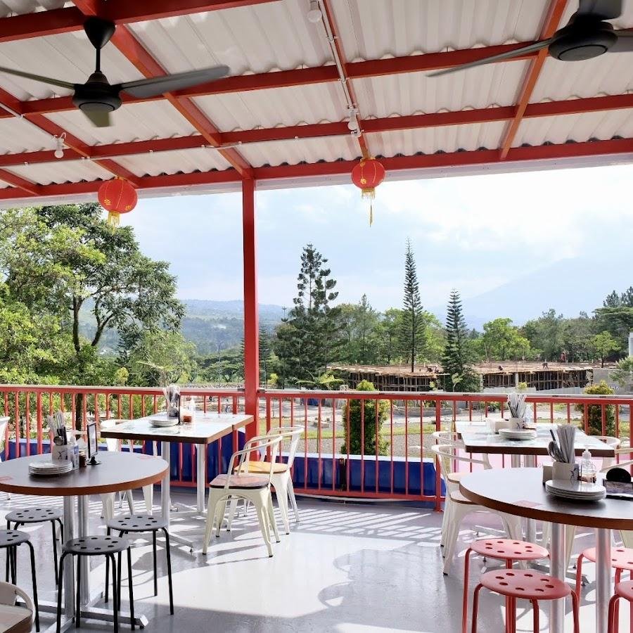 Three Uncles, Kebun Jeruk