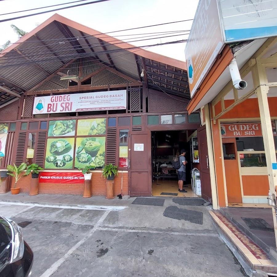 Gudeg Bu Sri, Jl Wates Km 2 No 59 Kadipiro