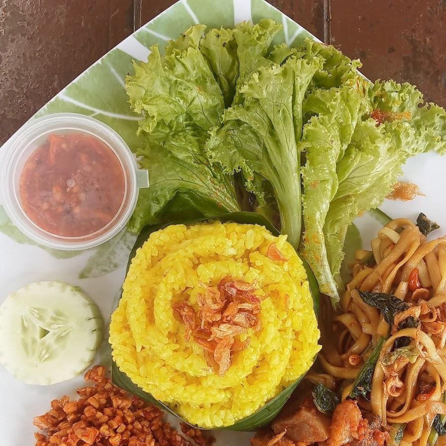 nasi uduk, kuning dan ayam geprek mbak sari, Sedati
