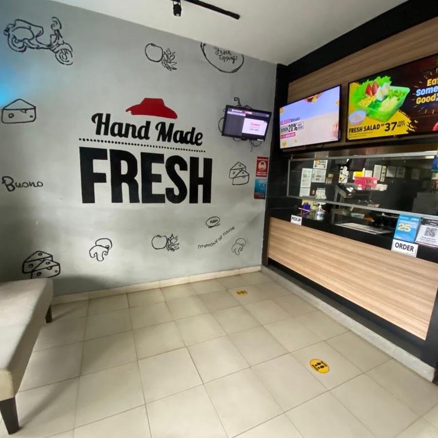 Pizza Hut Delivery - PHD, Cibubur Lapangan Tembak