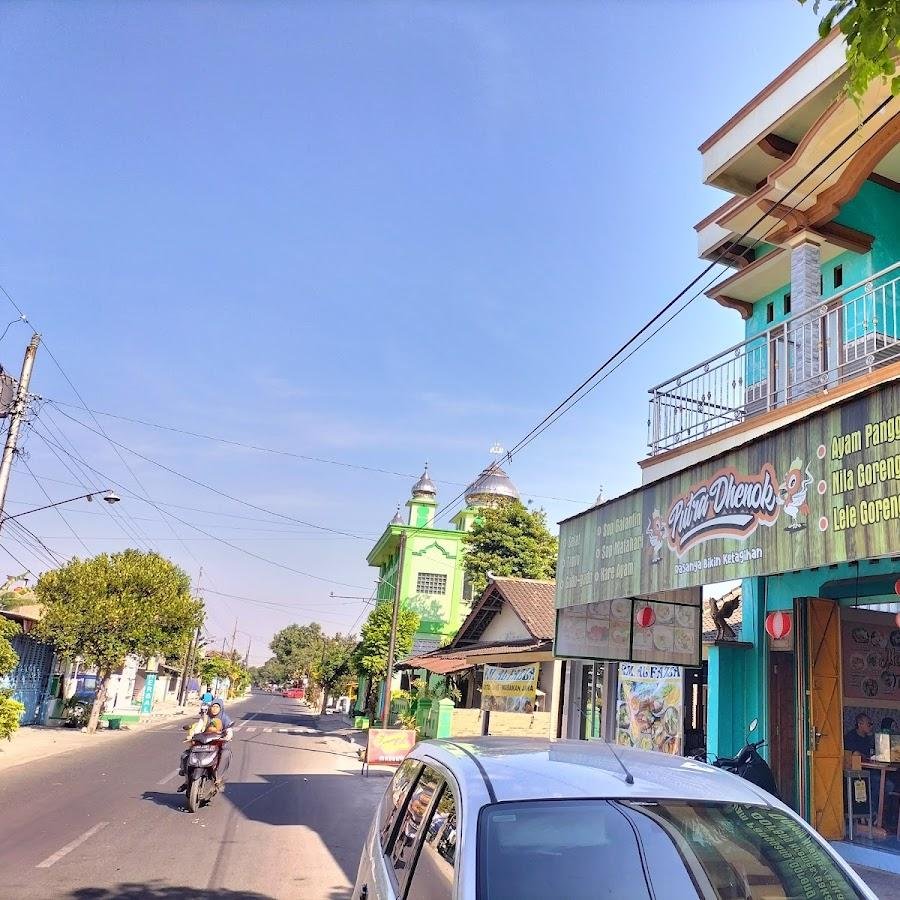 Putra Dhenok, Sukoharjo