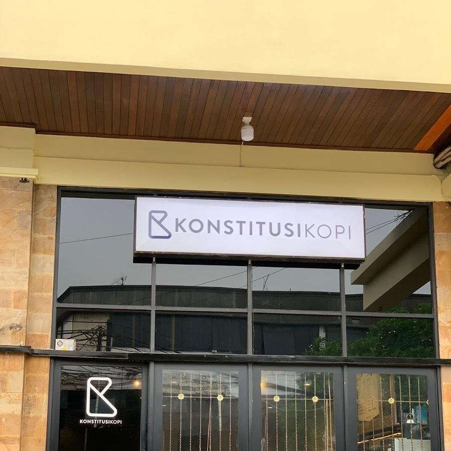 Konstitusi Kopi, Stasiun Tebet