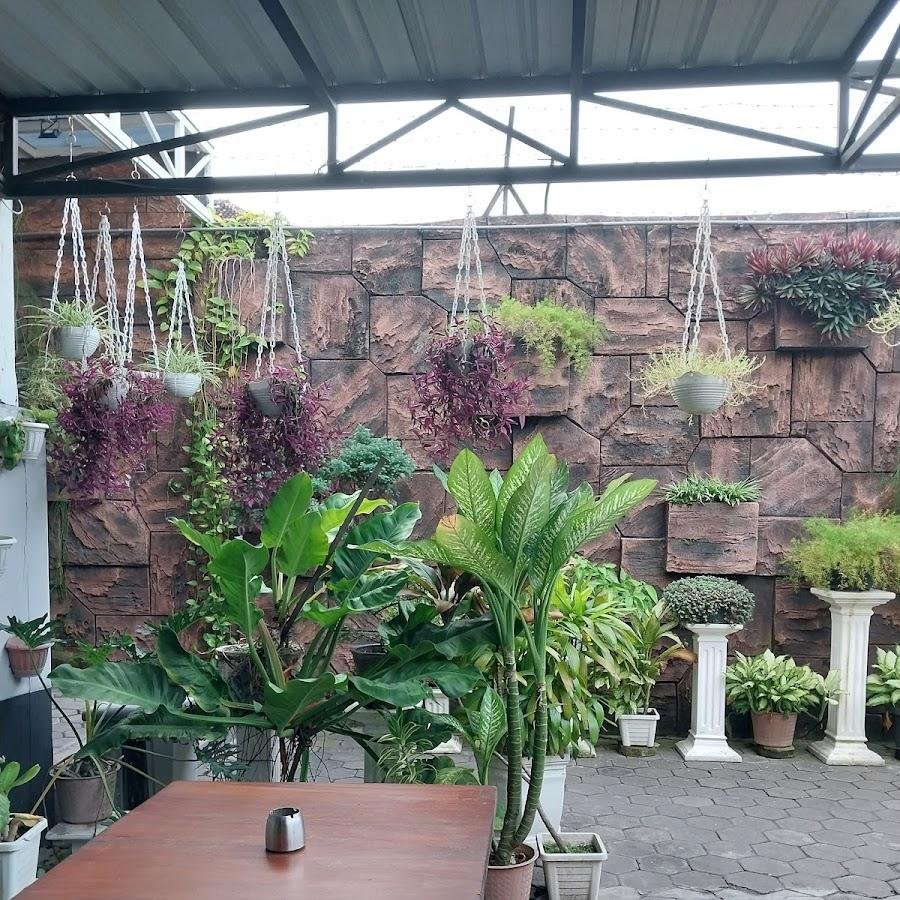 IKIO COFFEE, Madiun