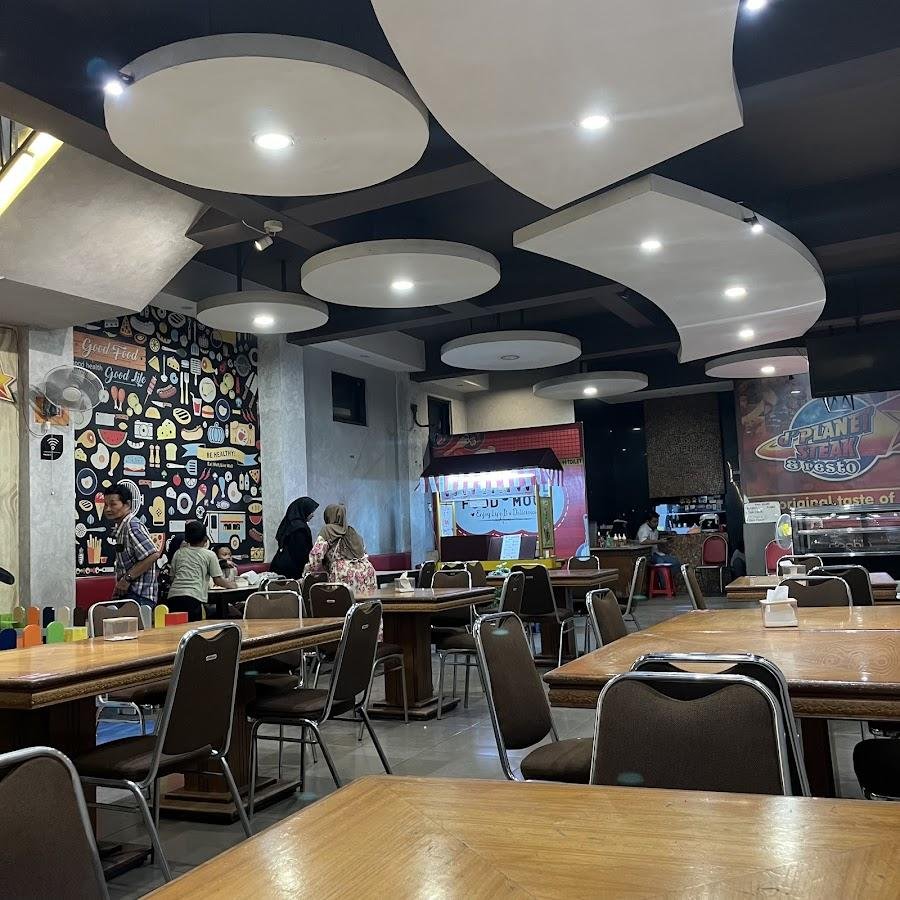 D' Planet Steak & Resto, Solo Jogja