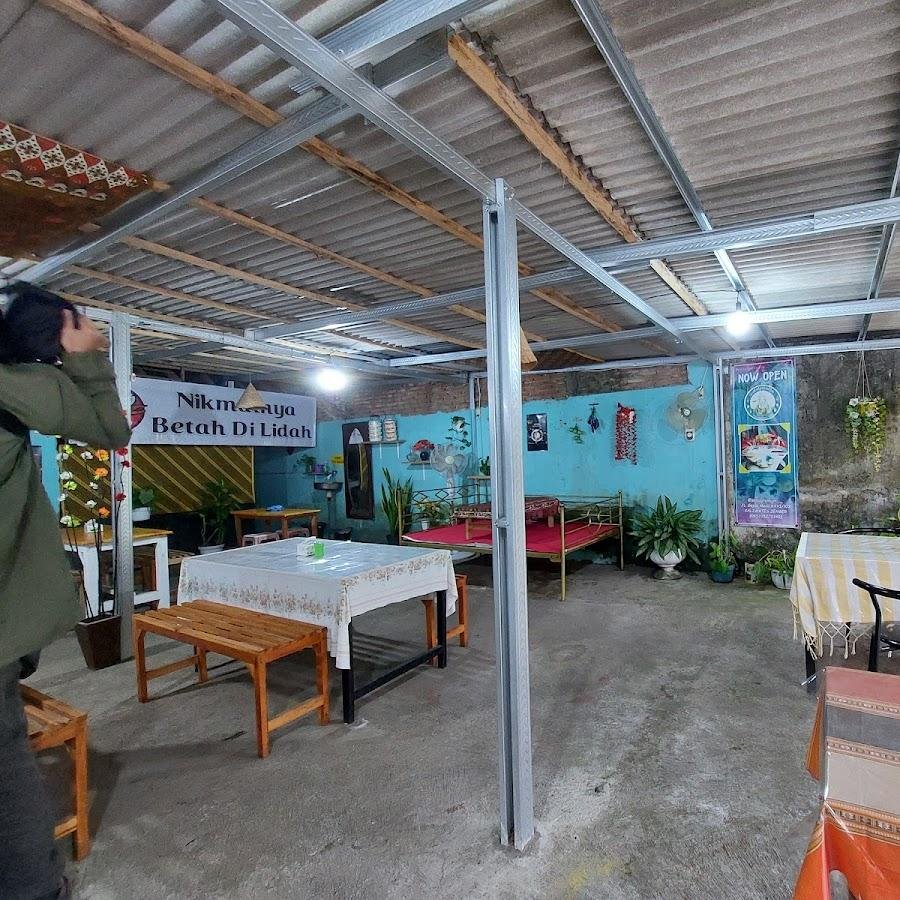 Segosambelmbakyu__, Gajah Mada