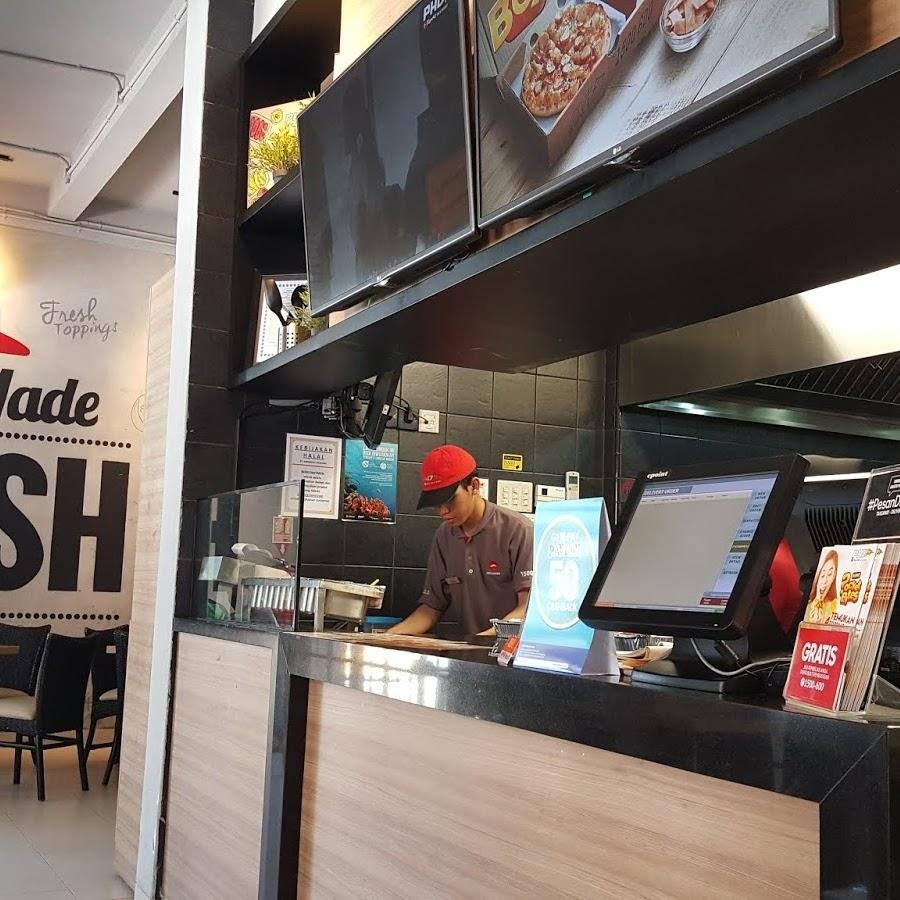 Pizza Hut Delivery - PHD, Colombo Yogyakarta