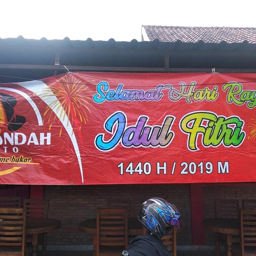 Pojok Indah Resto, Jambidan