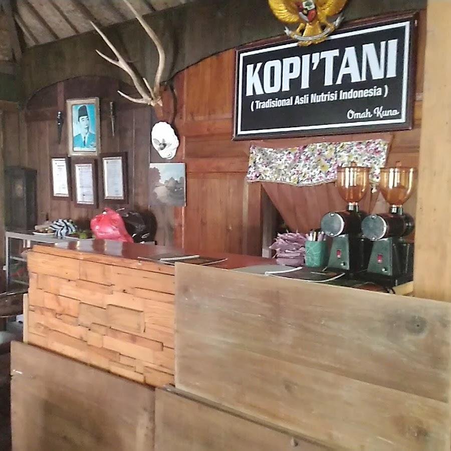Omah Kuno, Batu