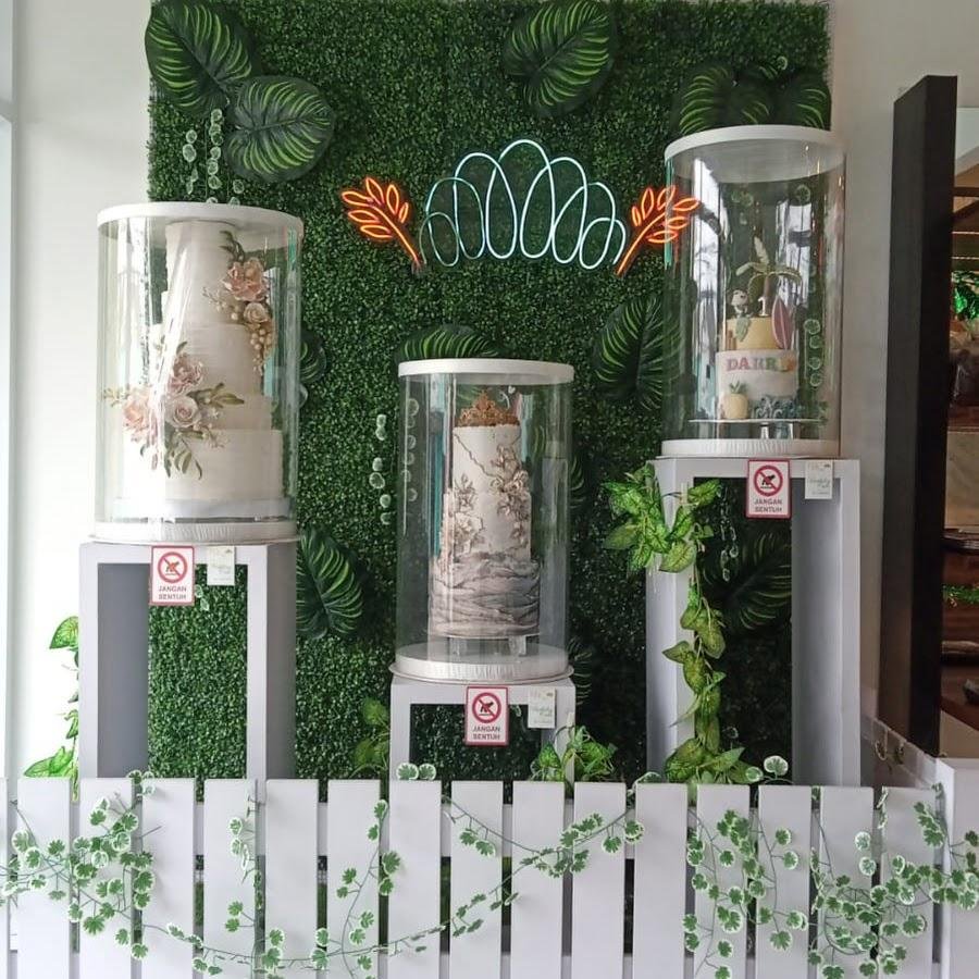 Roti MOX, Lidah Kulon