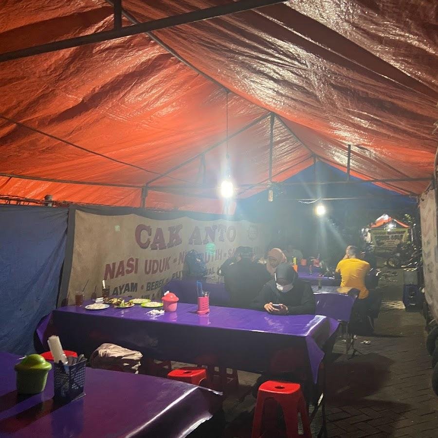 Warung Pecel Lele Cak Anto, Agro