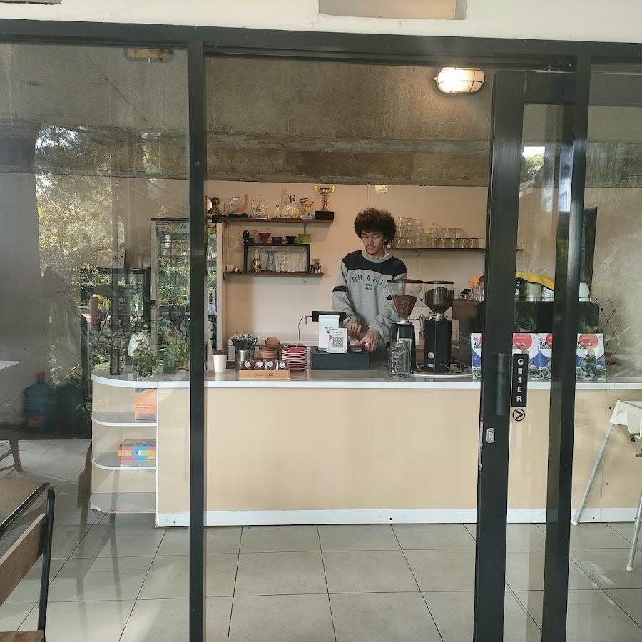 Kaki Bukit Coffee, Lembang