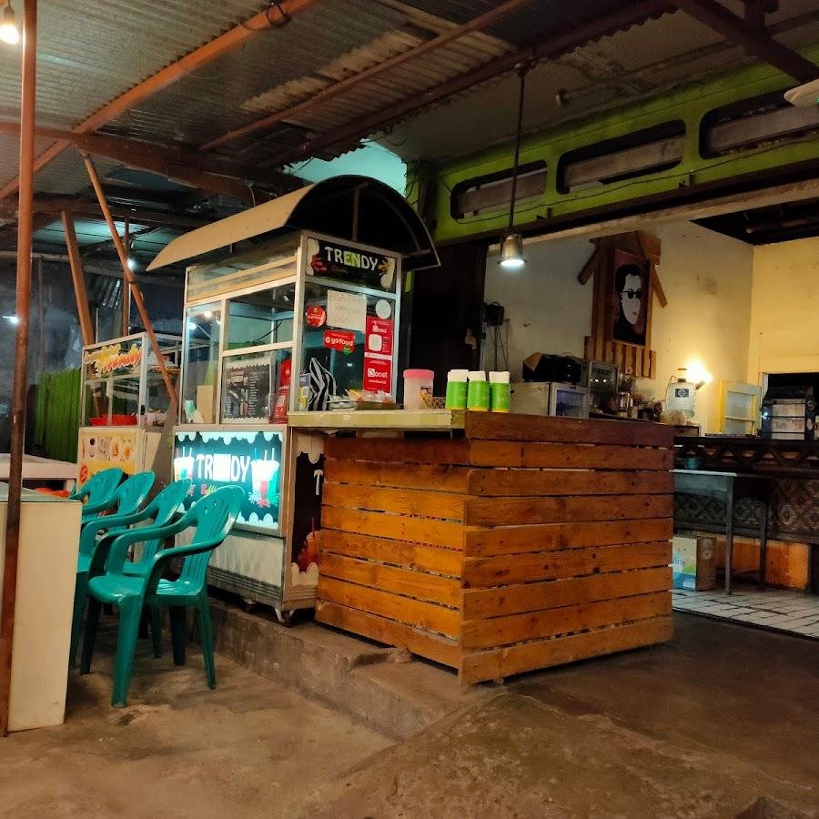 Jagung Bakar Trendy, Tentara Pelajar