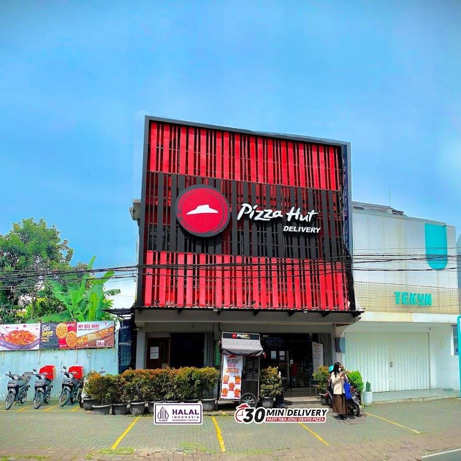 Pizza Hut Delivery - PHD, Karawitan